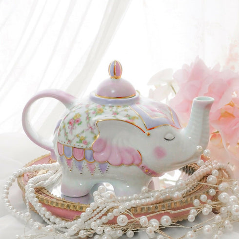 夢見るゾウのティーポット