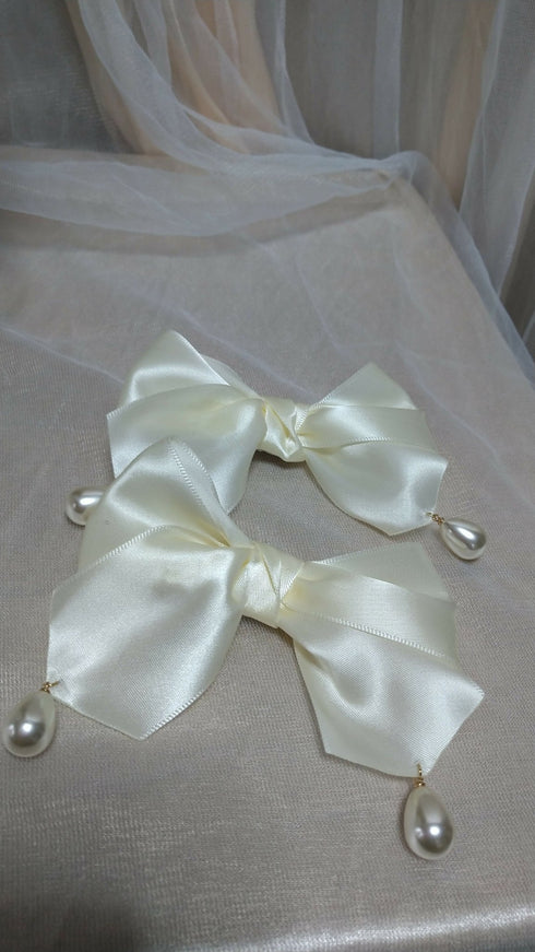 2個セットパール付きリボンクリップオフホワイト
