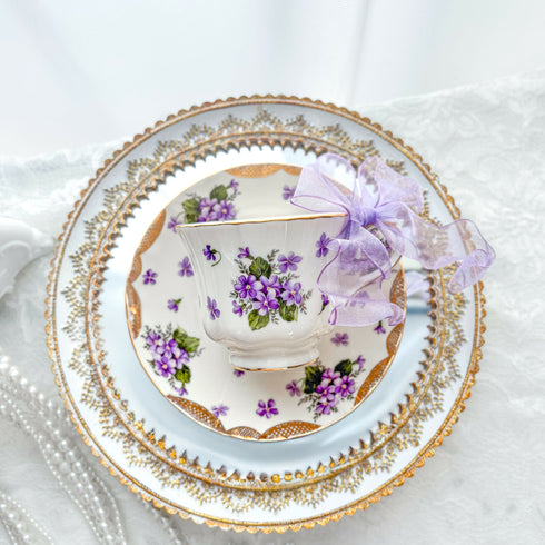 すみれのティーカップソーサー