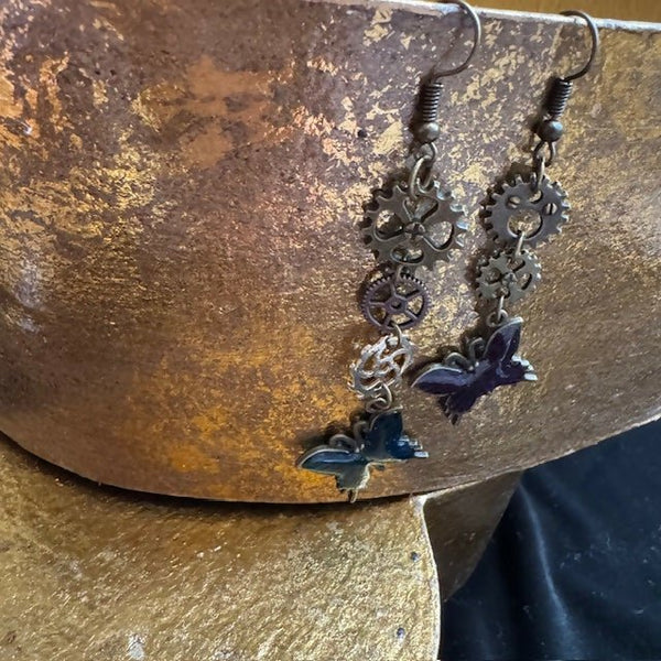 蝶・歯車ピアス(パープル・ブルー)