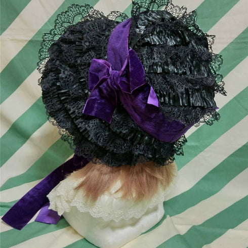 パープルリボンの総レースボンネット黒