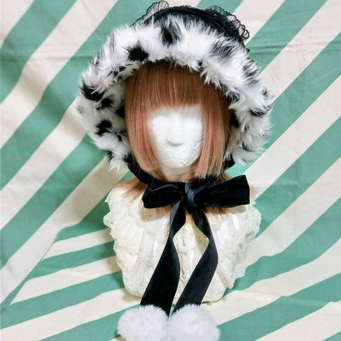 ダルメシアンファーの総レースボンネット黒