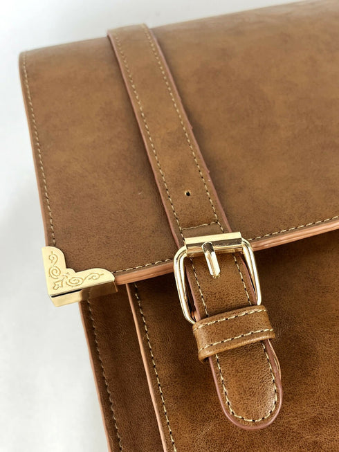 ベルト縦型サッチェル TL-5605【ブラック ブラウン ボルドー】