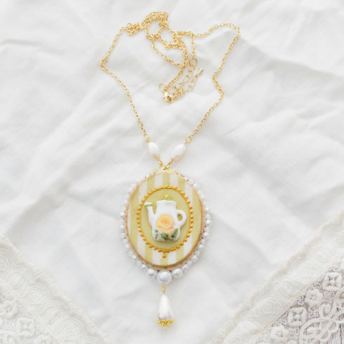 ティーポットのネックレス/緑