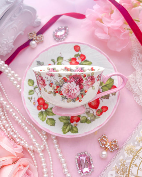 Strawberry Rose Tea Set – 甘くときめく苺とバラのティータイム