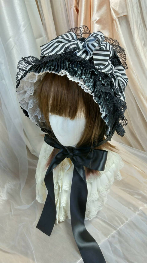 Stripe ribbon all lace bonnet black × white