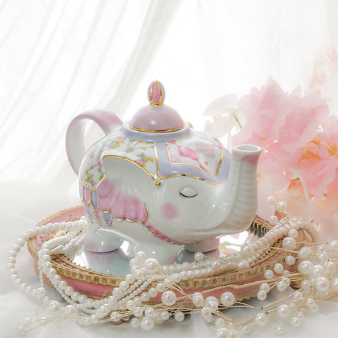 夢見るゾウのティーポット