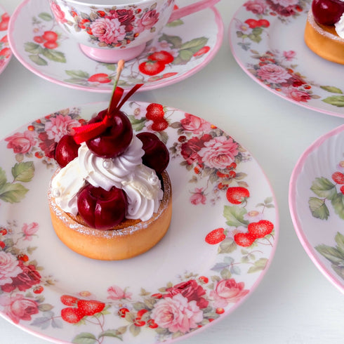 Strawberry Rose Plate– 甘くときめく苺とバラのティータイム
