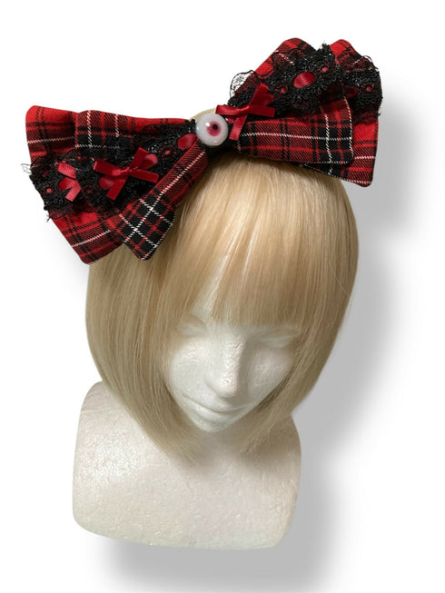 血塗れの眼球赤チェックレースのBIGリボン