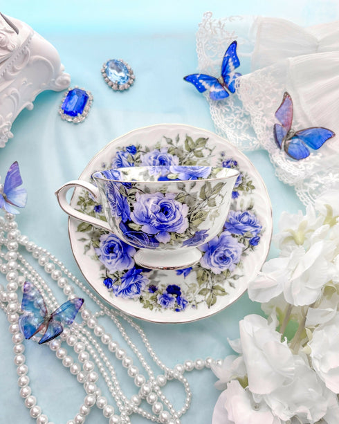 Dream-fulfilling Blue Rose Tea Set