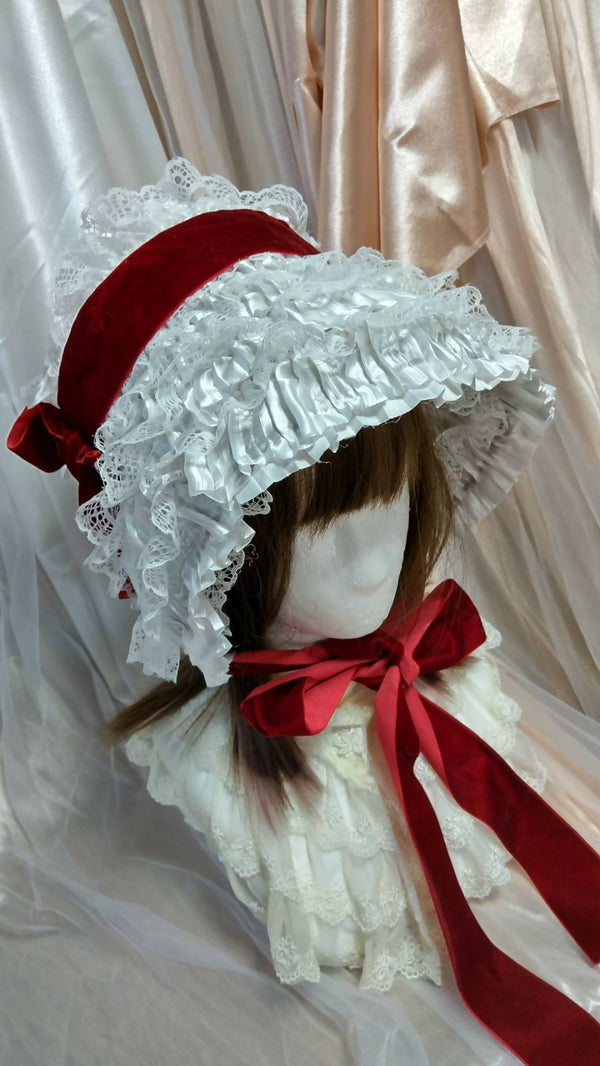 ボルドーベロアリボンの総レースボンネット白