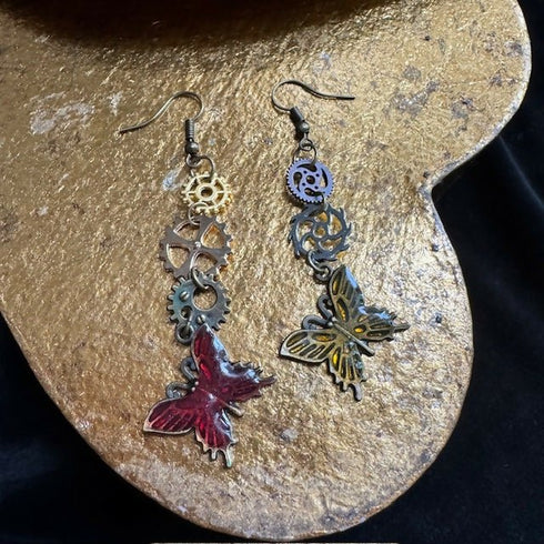 蝶・歯車ピアス(レッド・イエロー)