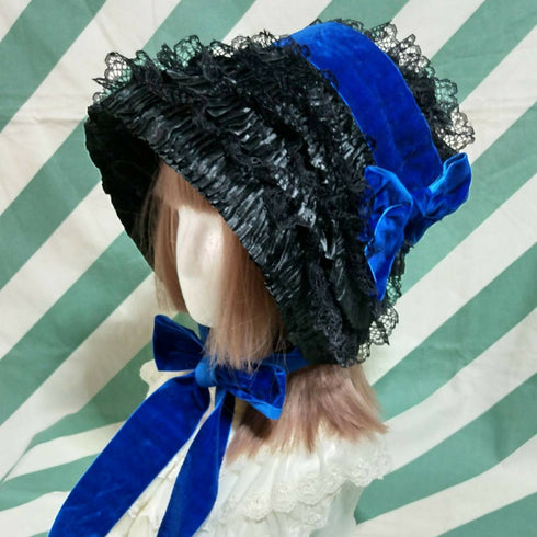 ブルーリボンの総レースボンネット黒